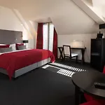 Готель Martin's Klooster Левен