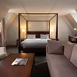 Готель Martin's Klooster 4*